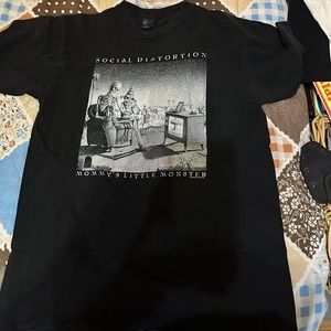 Vintage 1996 Social Distortion Mommy’s Little Monster shirt